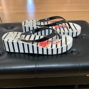Kate spade flamingo flip flop